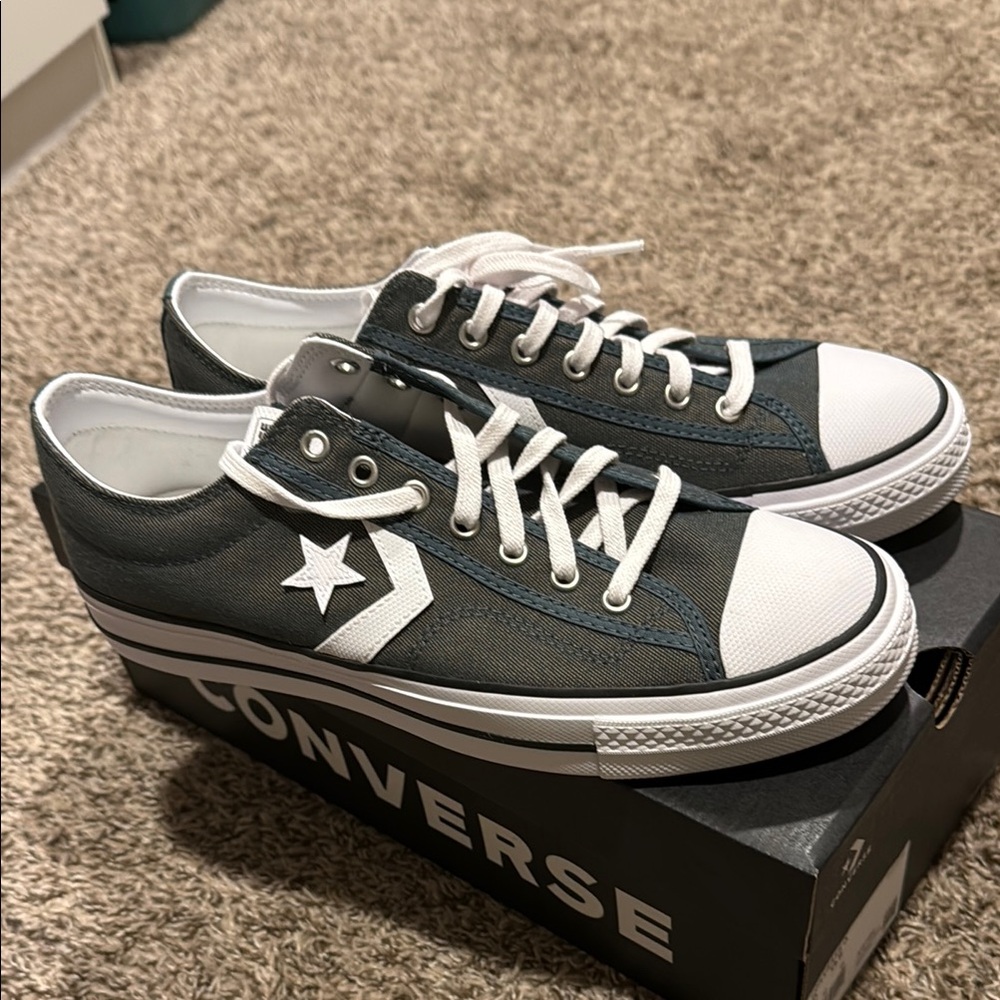 Converse Men’s 10 New